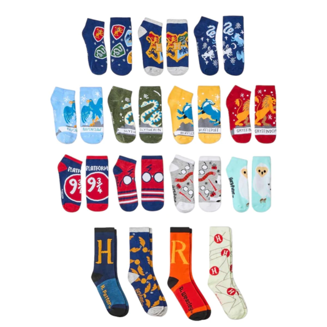 I’D RATHER STAY AT HOGWARTS THIS CHRISTMAS 15 DAYS OF SOCKS