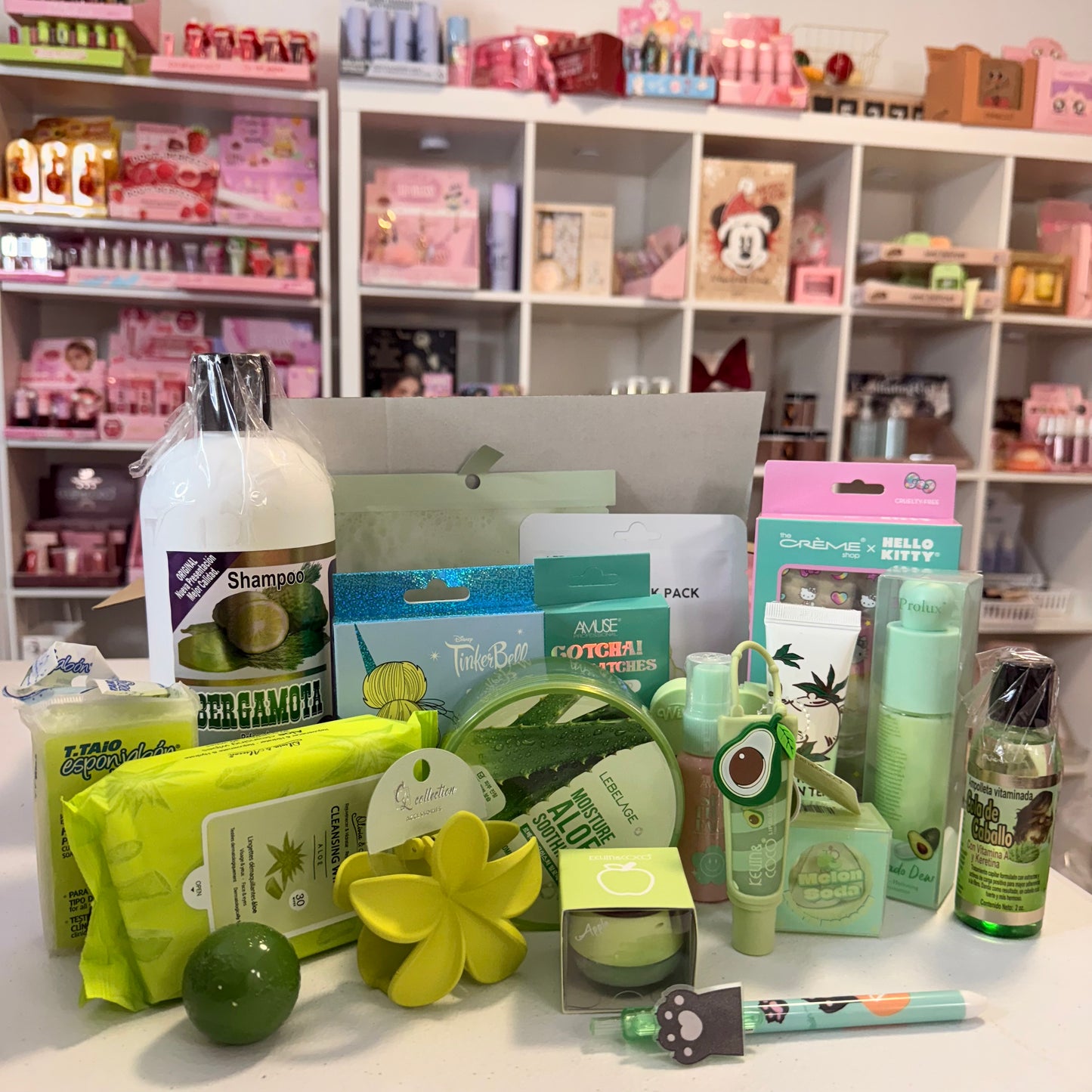 Makeup & Lips Mixed Bundles