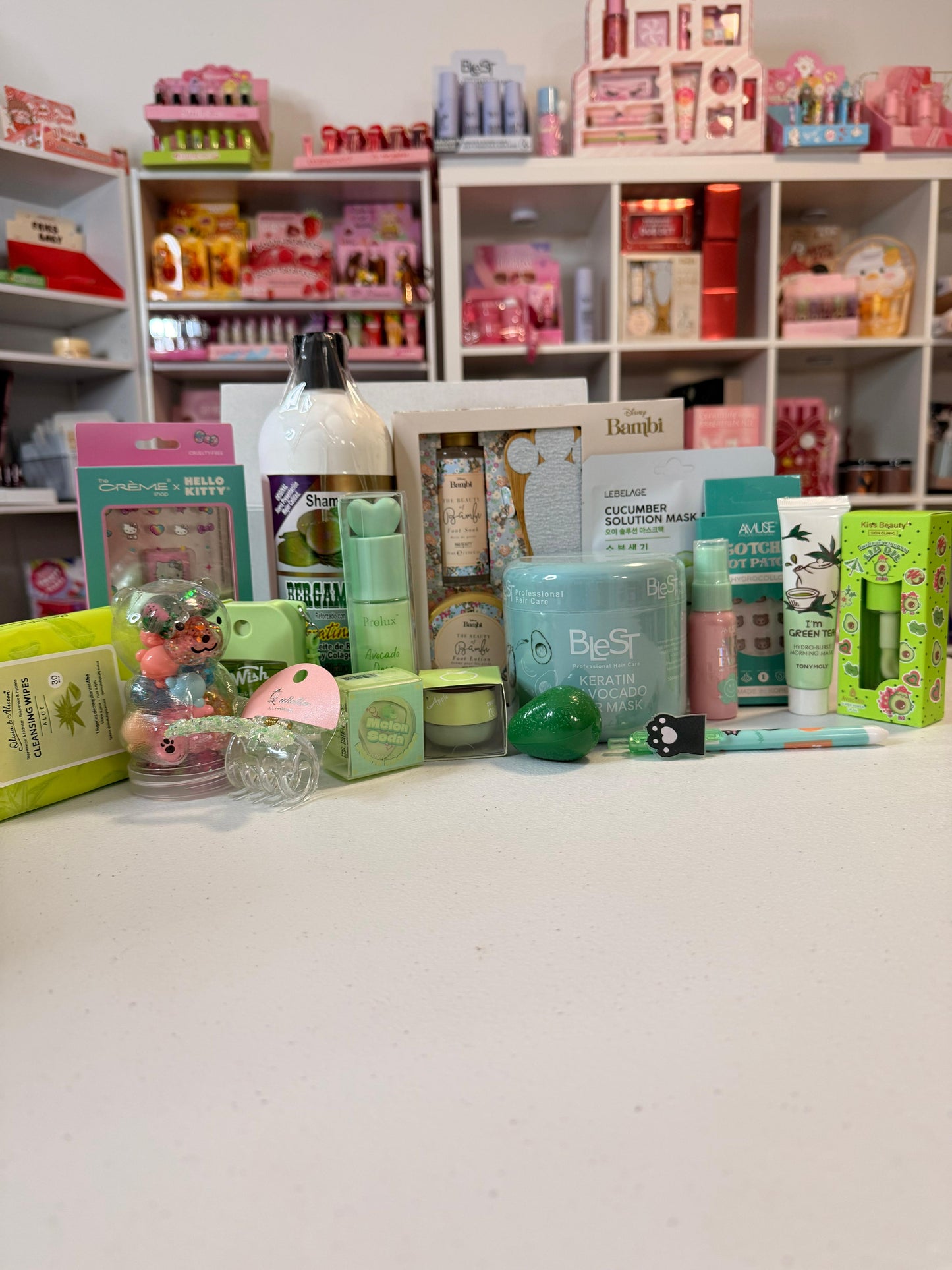 Makeup & Lips Mixed Bundles