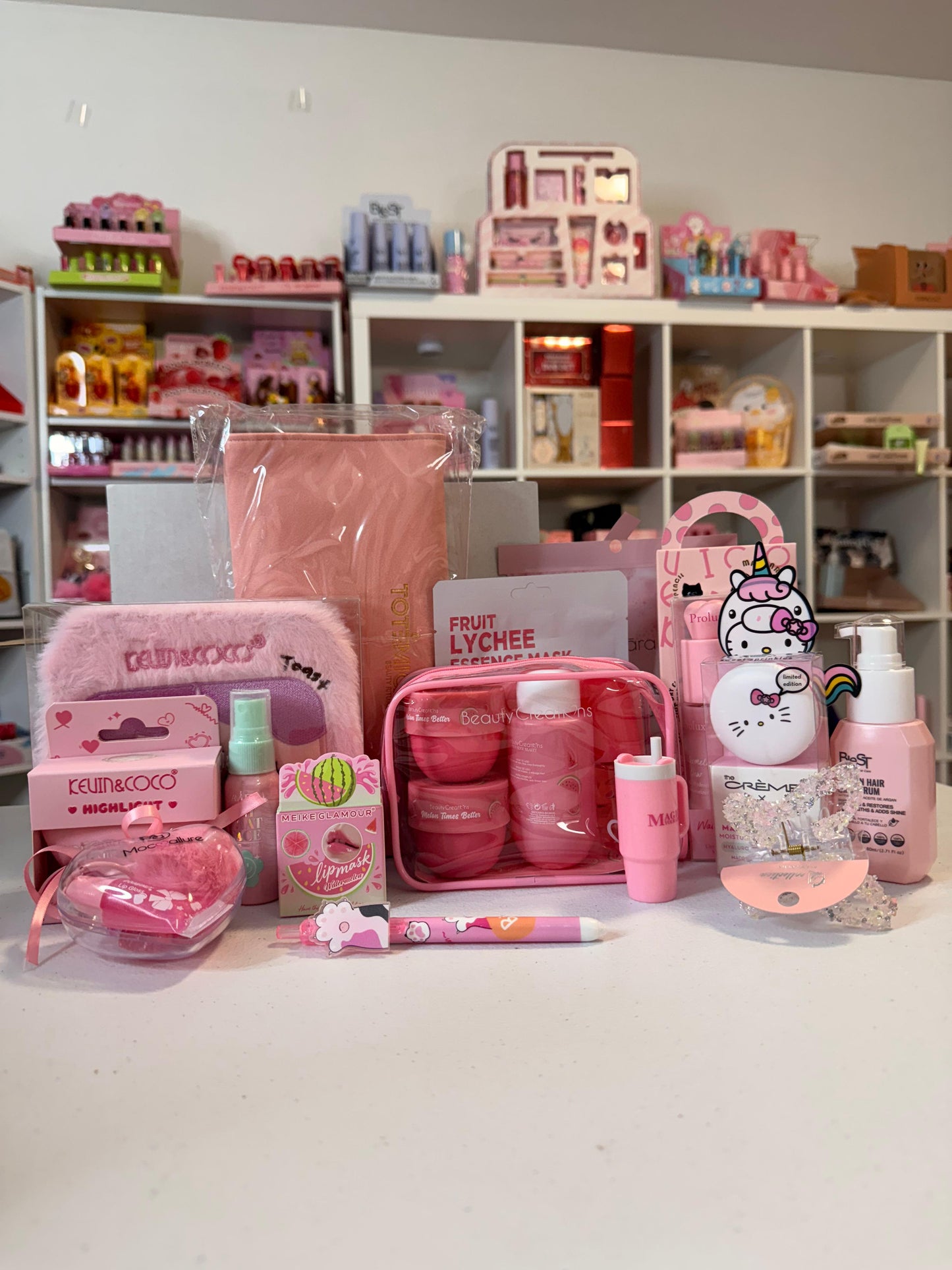 Makeup & Lips Mixed Bundles